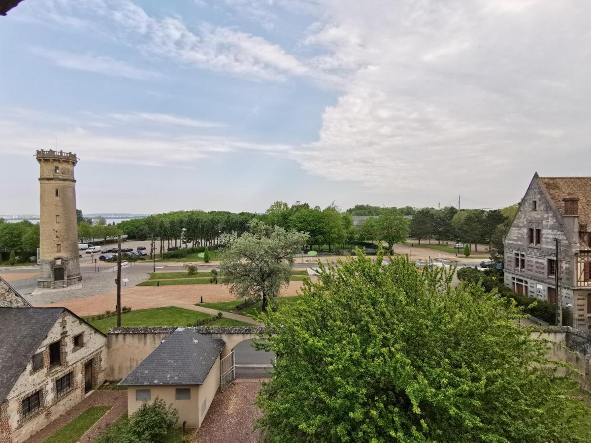 Phare Des Impressionnistes Apartment Honfleur Exterior foto