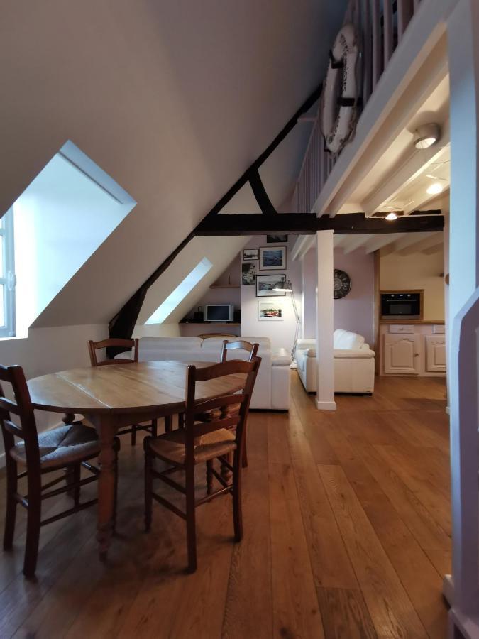 Phare Des Impressionnistes Apartment Honfleur Exterior foto