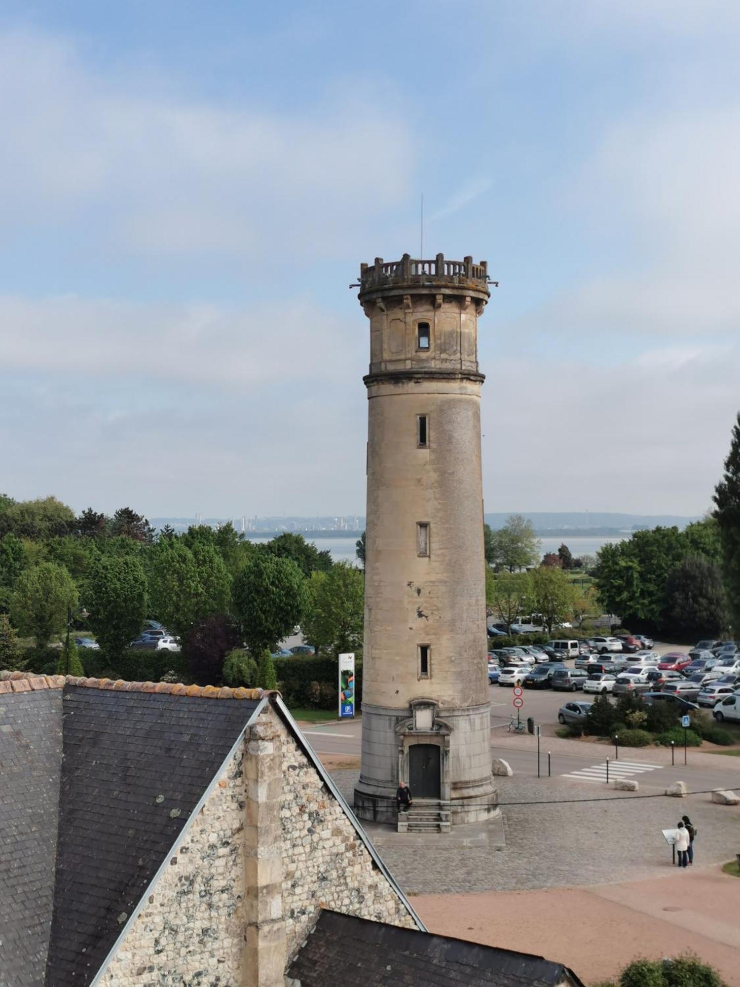 Phare Des Impressionnistes Apartment Honfleur Exterior foto